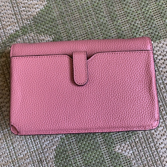 Michael Kors Mott Leather Phone Crossbody Shoulder Bag Sunset Peach/Pink - Picture 3 of 14